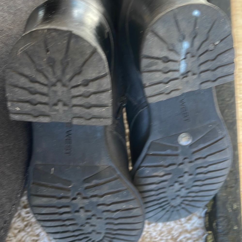 ๐ REAL LEATHER Moto Boots 2โ heel - Picture 7 of 10